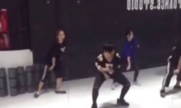 街舞视频,揭秘街舞视频中的激情与魅力